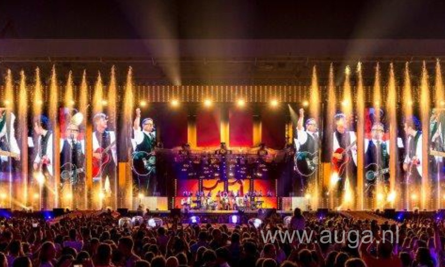 Colour your show met fantastische licht- en watershow