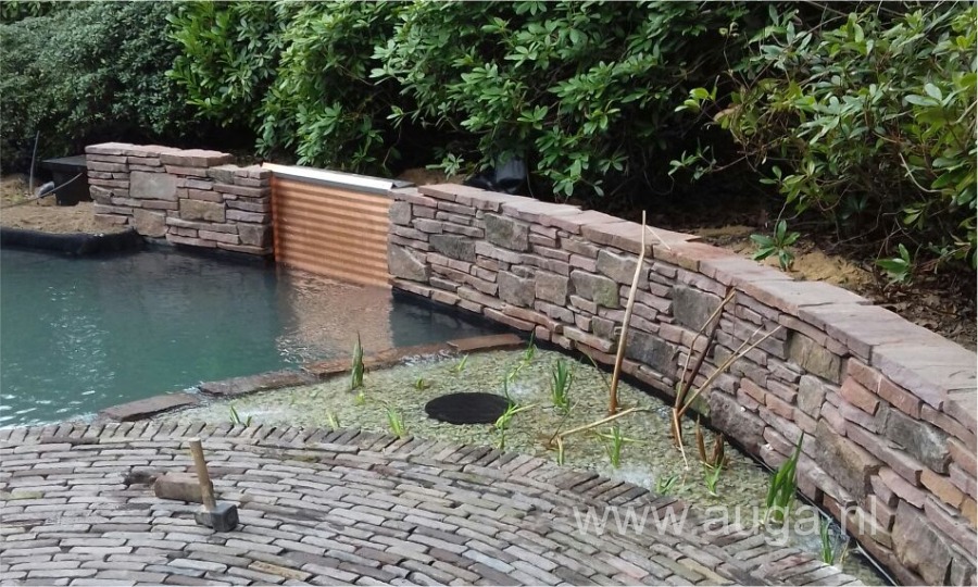 Filterput voor vijvers en waterprojecten met alle techniek